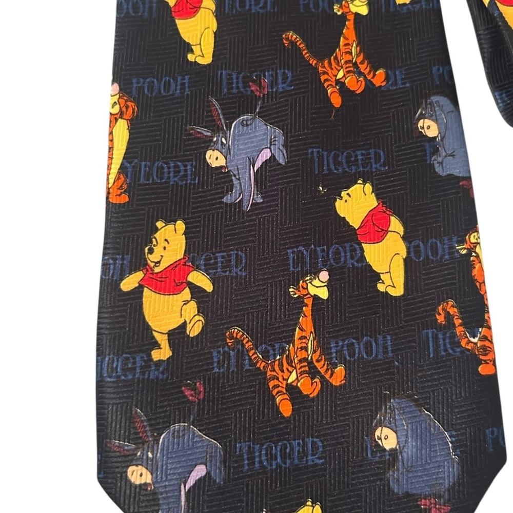 VINTAGE Winnie the Pooh Tie Eeyore & Tigger Necktie - Picture 4 of 6